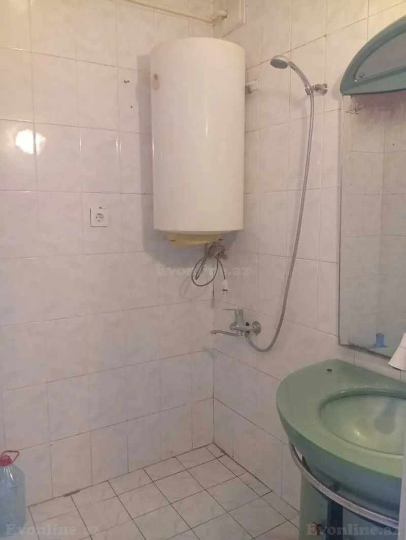 Satılır 2 otaqlı Mənzil Köhnə tikili 51 m² 9-cu mikrorayon - şəkil 5