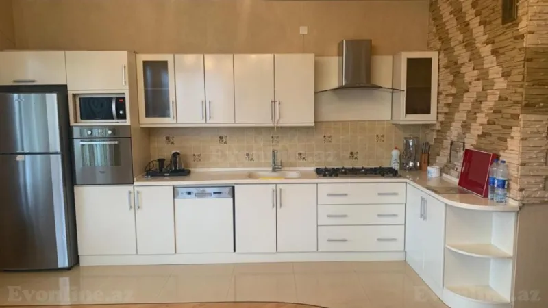 Kirayə verilir 3 otaqlı Mənzil Yeni tikili 174 m² Nizami m. - şəkil 3
