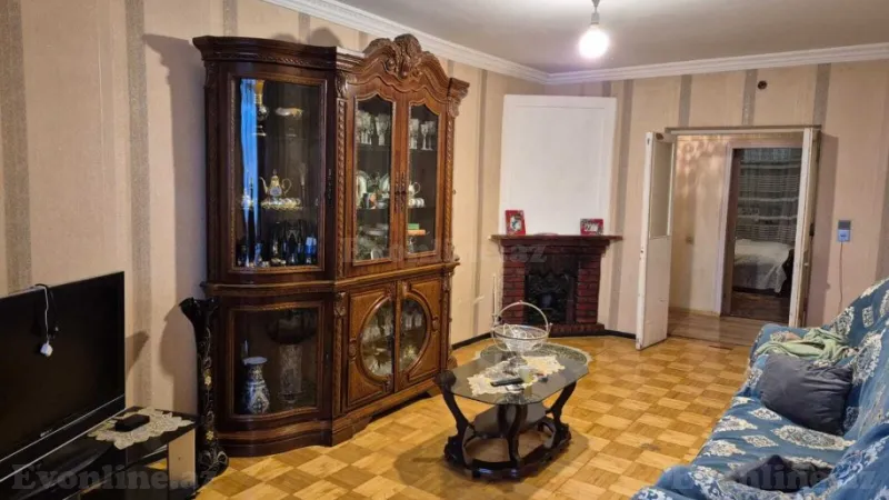 Satılır 3 otaqlı Mənzil Köhnə tikili 85 m² Qara Qarayev m. - şəkil 3