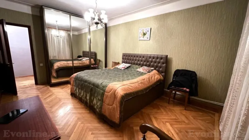 Satılır 3 otaqlı Mənzil Köhnə tikili 105 m² Gənclik m. - şəkil 5