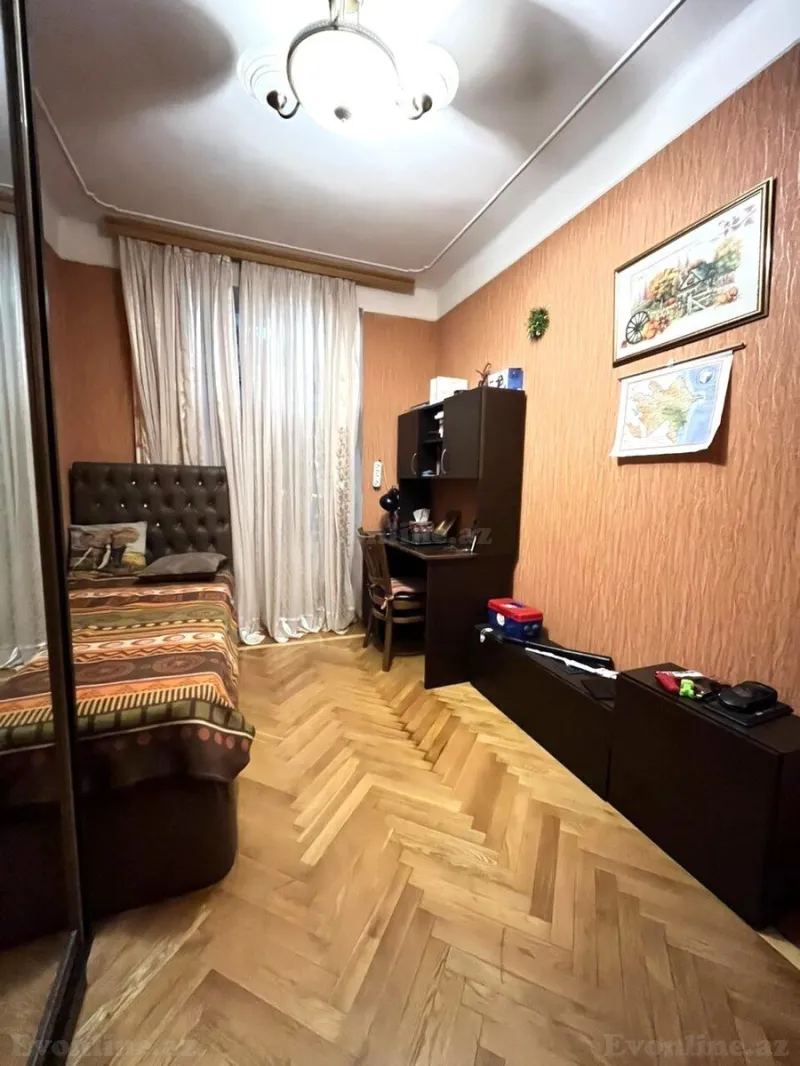 Satılır 3 otaqlı Mənzil Köhnə tikili 105 m² Gənclik m. - şəkil 8