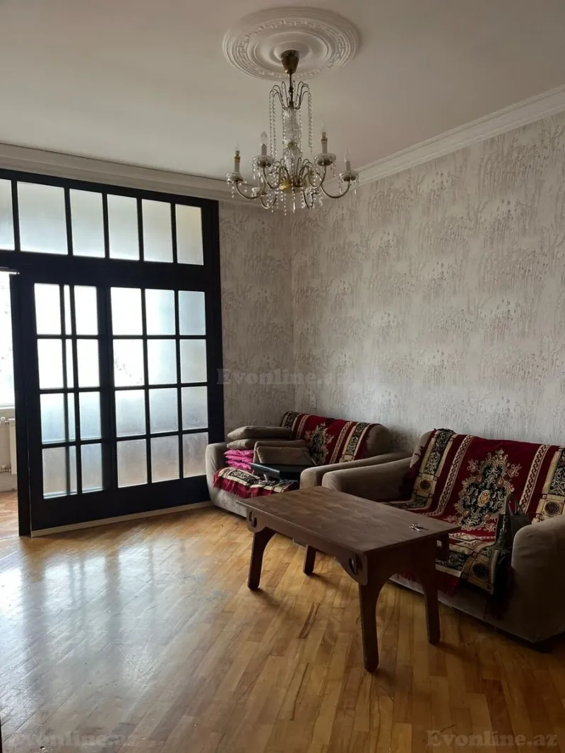 2 otaqlı Mənzil 55 m² 8-ci mikrorayon Kirayə verilir