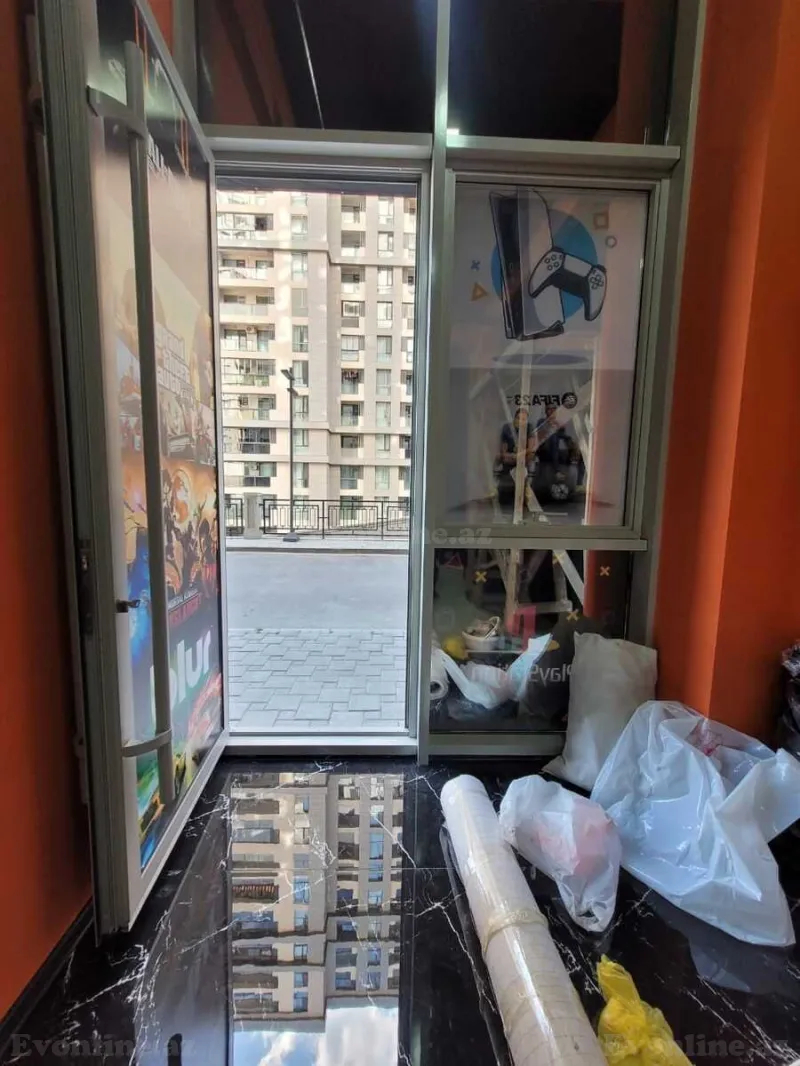 Obyekt 105 m² Xətai r. Satılır