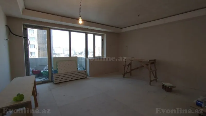 Satılır 3 otaqlı Mənzil Yeni tikili 138 m² 4-cü mikrorayon - şəkil 2