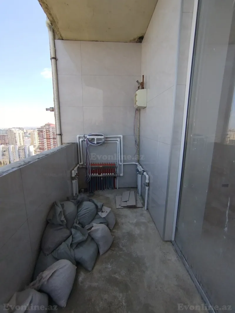 Satılır 3 otaqlı Mənzil Yeni tikili 138 m² 4-cü mikrorayon - şəkil 12