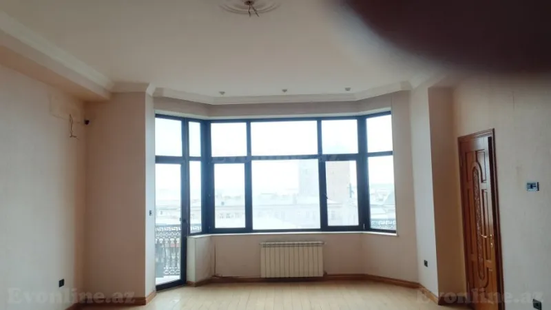 Satılır 3 otaqlı Mənzil Yeni tikili 138 m² Sahil m. - şəkil 2