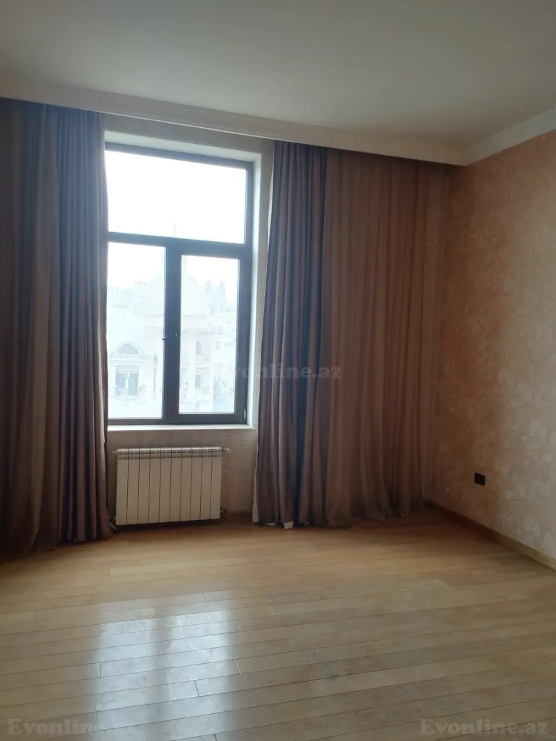 Satılır 3 otaqlı Mənzil Yeni tikili 138 m² Sahil m. - şəkil 6