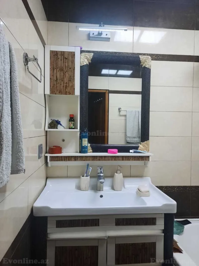 Satılır 5 otaqlı Mənzil Köhnə tikili 125 m² 8-ci mikrorayon - şəkil 13