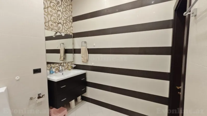 Satılır 4 otaqlı Mənzil Yeni tikili 196 m² 28 May m. - şəkil 27