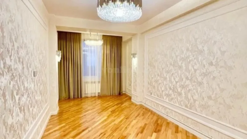 2 otaqlı Mənzil 70 m² 8-ci kilometr Satılır