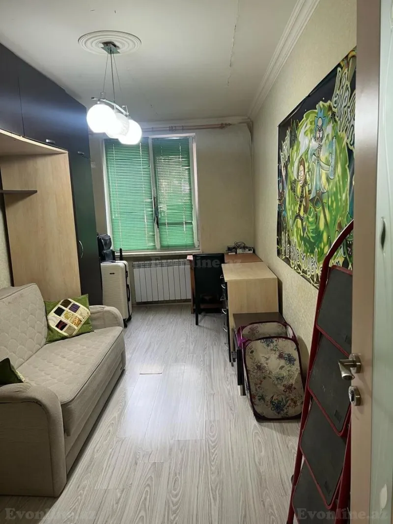 2 otaqlı Mənzil 40 m² Elmlər Akademiyası m. Satılır
