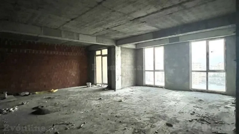 Satılır 4 otaqlı Mənzil Yeni tikili 190 m² 8-ci mikrorayon - şəkil 6