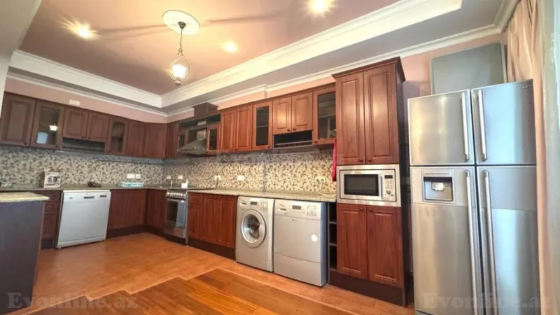 Kirayə verilir 3 otaqlı Mənzil Yeni tikili 153 m² 28 May m. - şəkil 16