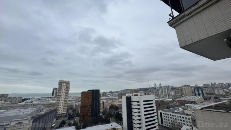 Kirayə verilir 3 otaqlı Mənzil Yeni tikili 153 m² 28 May m. - şəkil 24