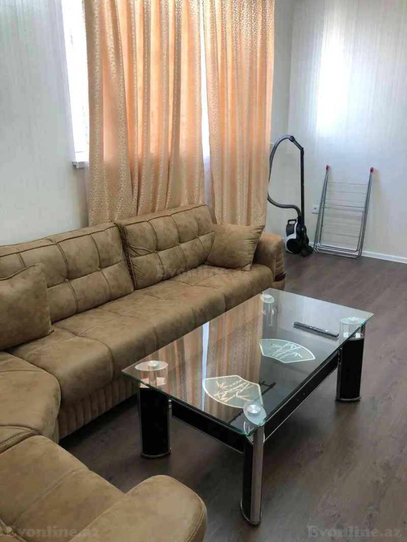 Kirayə verilir 2 otaqlı Mənzil Yeni tikili 70 m² İnşaatçılar m. - şəkil 2