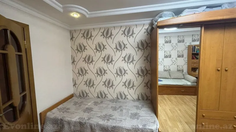 Satılır 3 otaqlı Mənzil Köhnə tikili 70 m² Neftçilər m. - şəkil 9