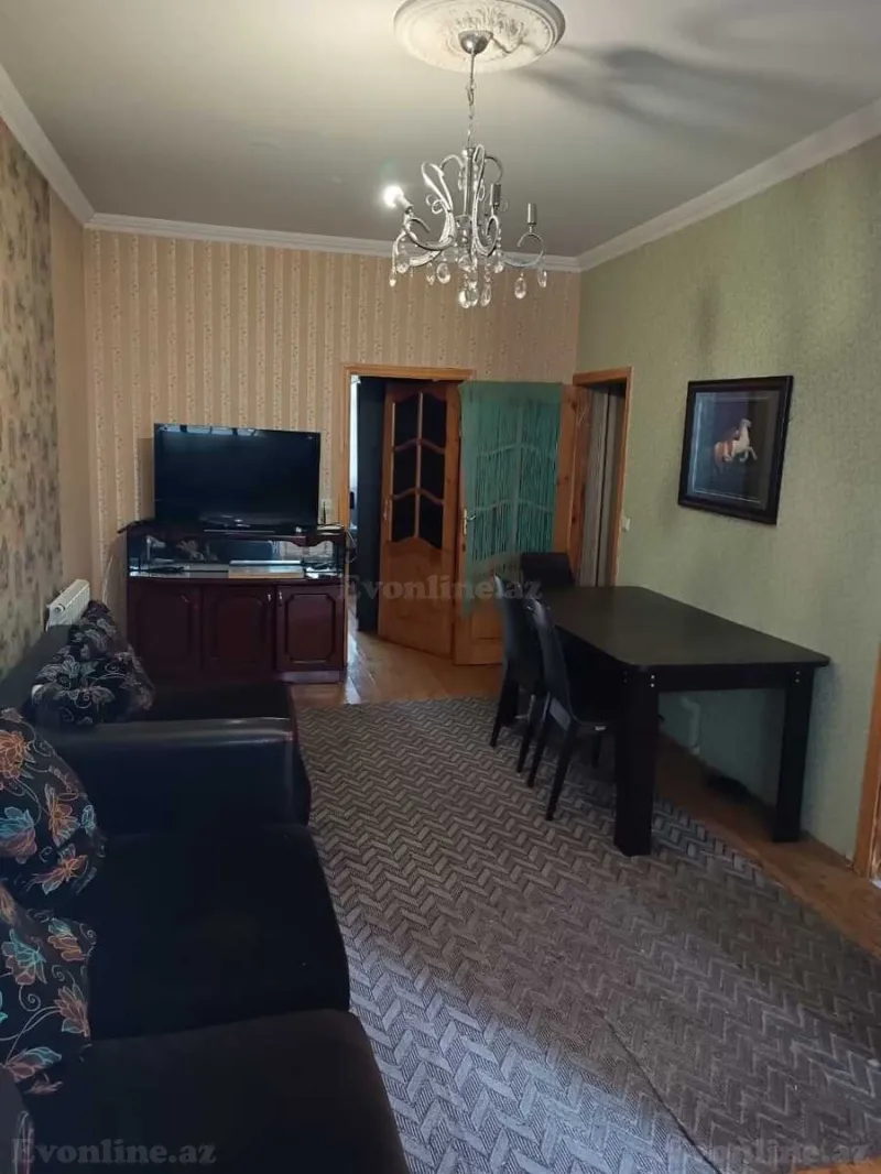 Kirayə verilir 2 otaqlı Mənzil Köhnə tikili 43 m² 4-cü mikrorayon - şəkil 3