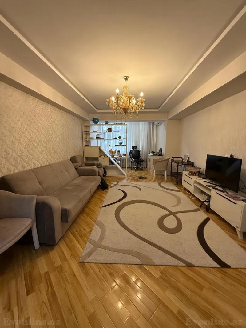 2 otaqlı Mənzil 80 m² Elmlər Akademiyası m. Satılır