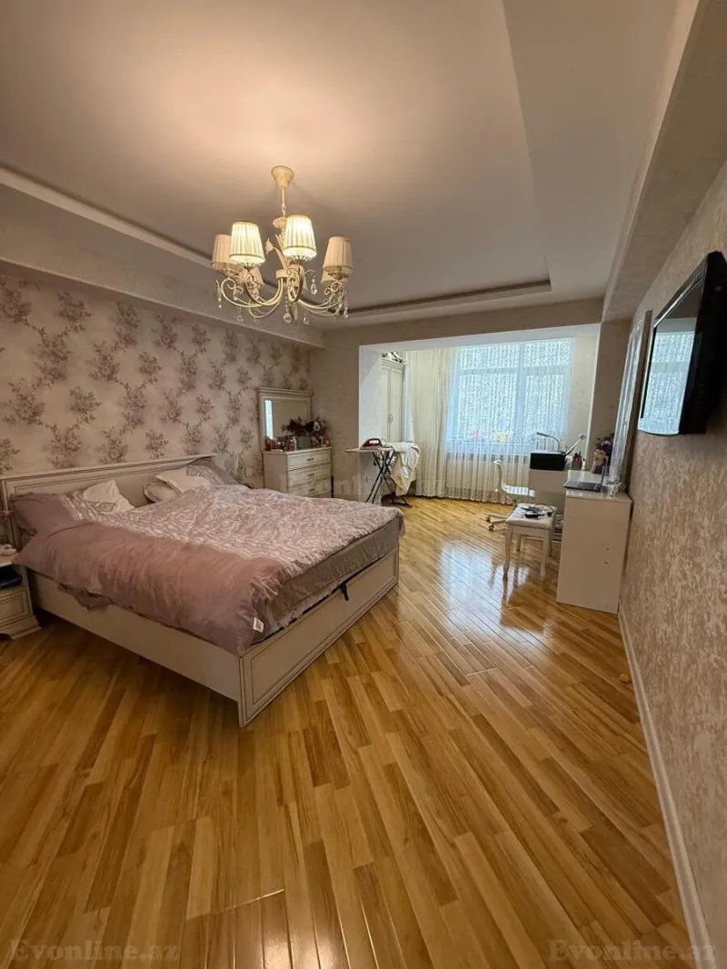 Satılır 2 otaqlı Mənzil Köhnə tikili 80 m² Elmlər Akademiyası m. - şəkil 5