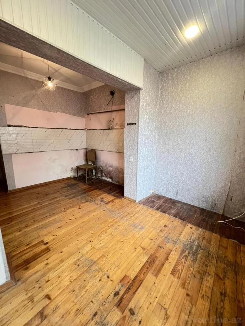 Satılır 2 otaqlı Mənzil Köhnə tikili 45 m² Yeni Yasamal - şəkil 5