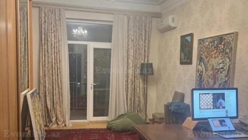 Satılır 5 otaqlı Mənzil Köhnə tikili 160 m² 28 May m. - şəkil 7