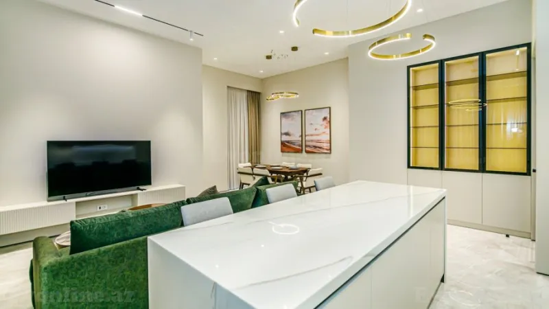 3 otaqlı Mənzil 105 m² Xətai r. Kirayə verilir