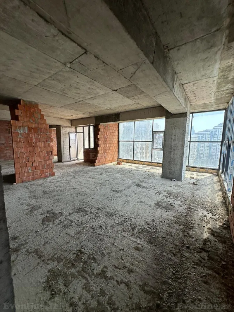 Satılır 4 otaqlı Mənzil Yeni tikili 185 m² Xətai m. - şəkil 3