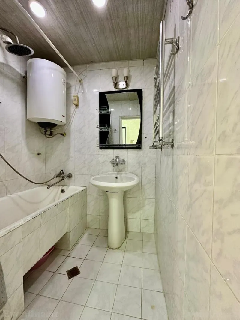 Satılır 2 otaqlı Mənzil Köhnə tikili 60 m² Suraxanı r. - şəkil 11