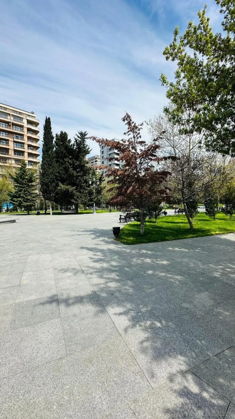 Kirayə verilir 3 otaqlı Mənzil Yeni tikili 141 m² Nəsimi r. - şəkil 2