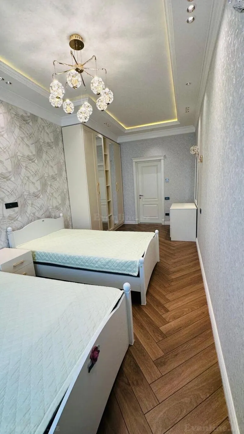 Kirayə verilir 3 otaqlı Mənzil Yeni tikili 141 m² Nəsimi r. - şəkil 12