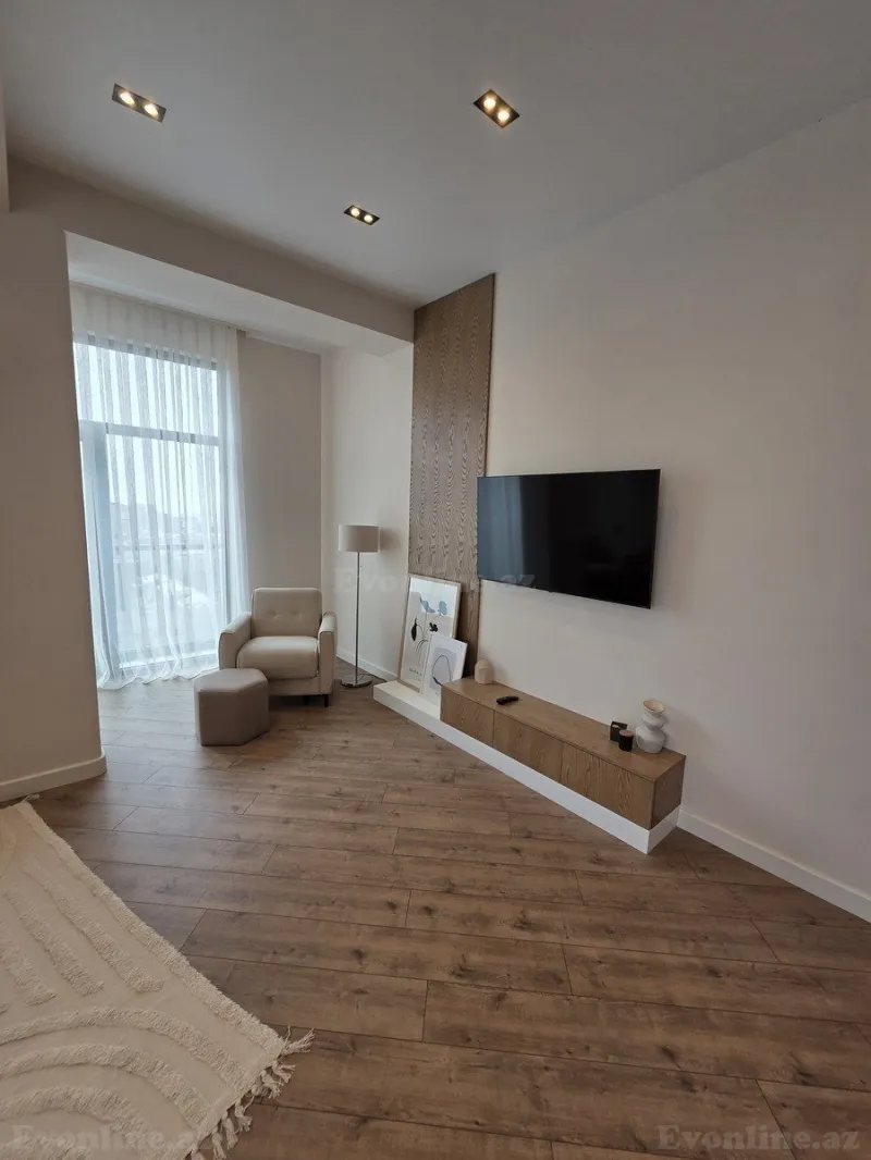 Kirayə verilir 4 otaqlı Mənzil Yeni tikili 142 m² Nəsimi r. - şəkil 3