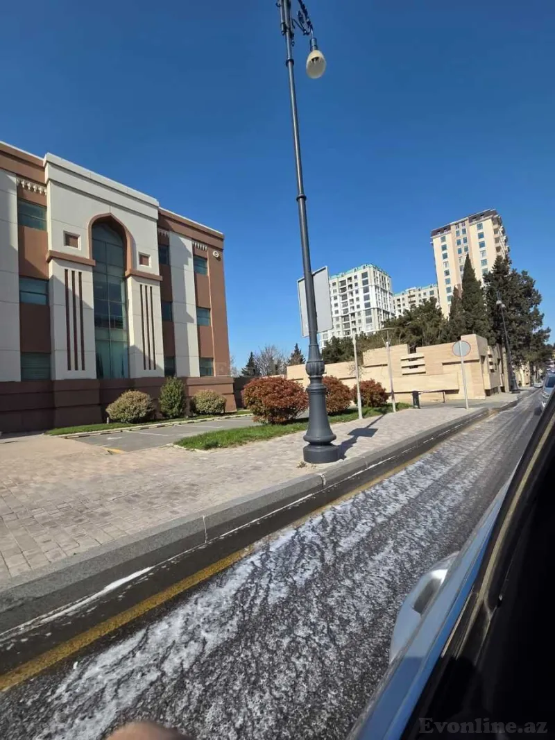 Satılır 2 otaqlı Mənzil Yeni tikili 63 m² Badamdar - şəkil 2