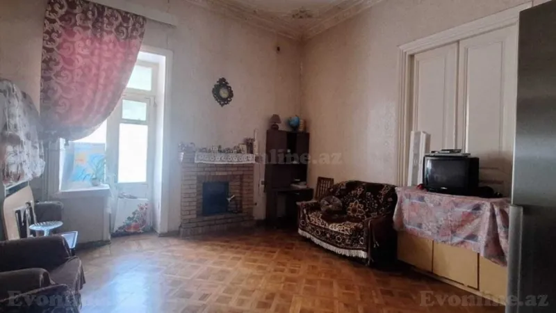 Satılır 3 otaqlı Mənzil Köhnə tikili 140 m² 28 May m. - şəkil 4