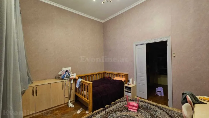 Satılır 2 otaqlı Mənzil Köhnə tikili 55 m² İçərişəhər m. - şəkil 2