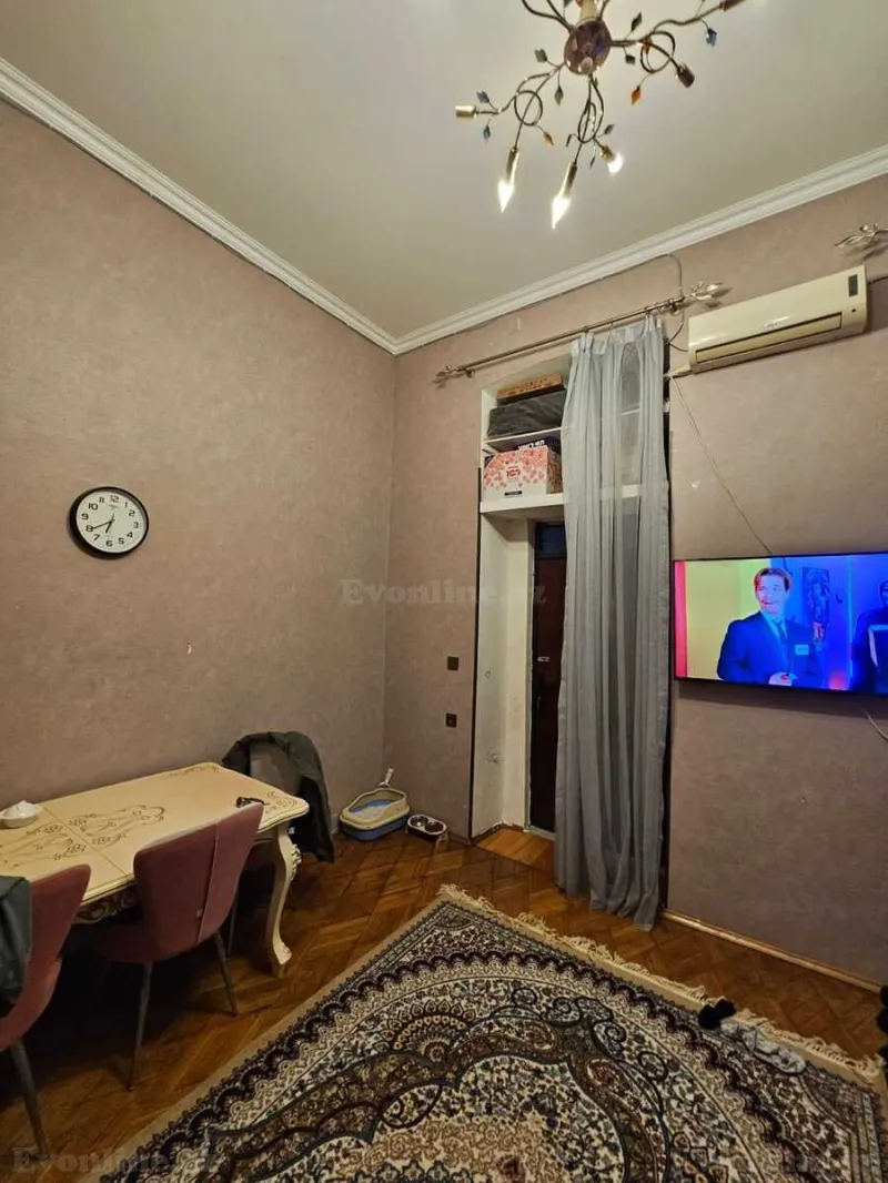 Satılır 2 otaqlı Mənzil Köhnə tikili 55 m² İçərişəhər m. - şəkil 9