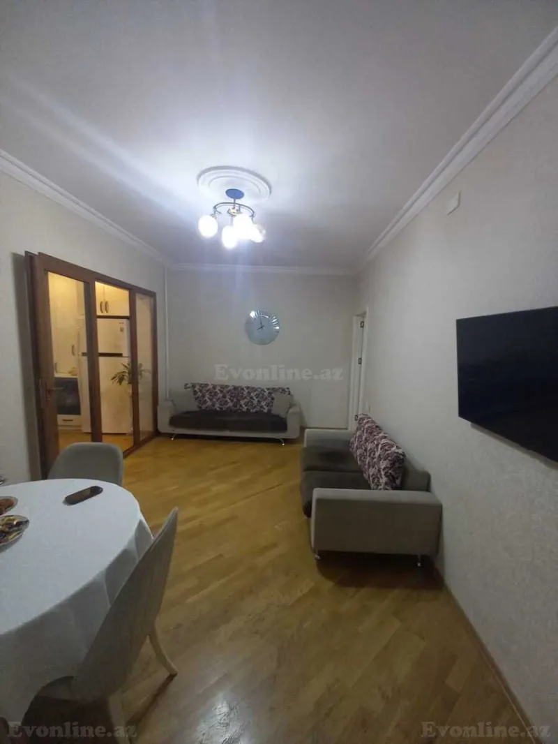 Satılır 2 otaqlı Mənzil Köhnə tikili 45 m² Nərimanov r. - şəkil 4