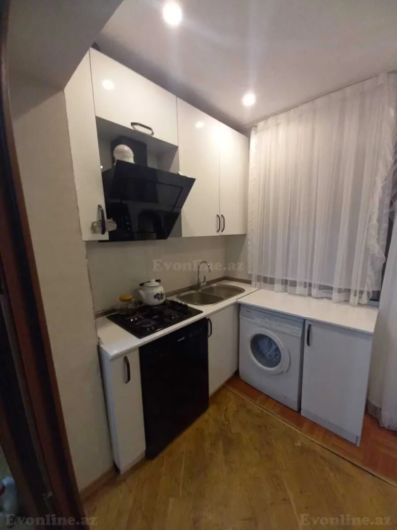 Satılır 2 otaqlı Mənzil Köhnə tikili 45 m² Nərimanov r. - şəkil 5