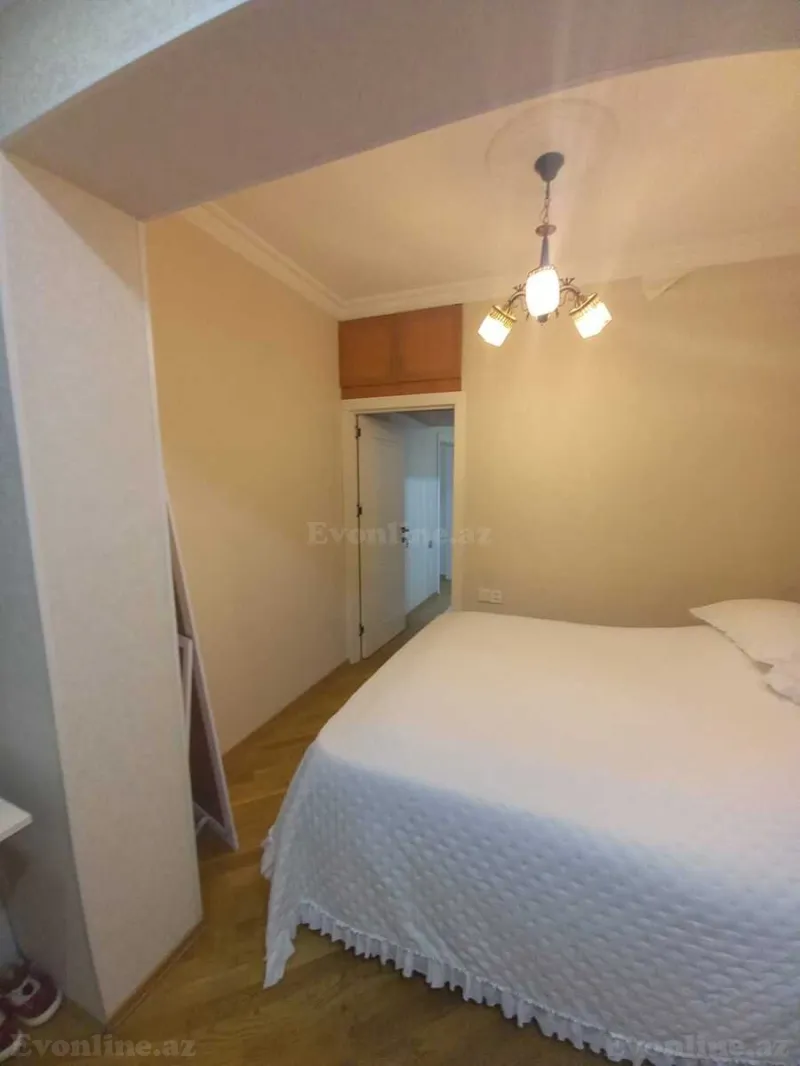 Satılır 2 otaqlı Mənzil Köhnə tikili 45 m² Nərimanov r. - şəkil 8