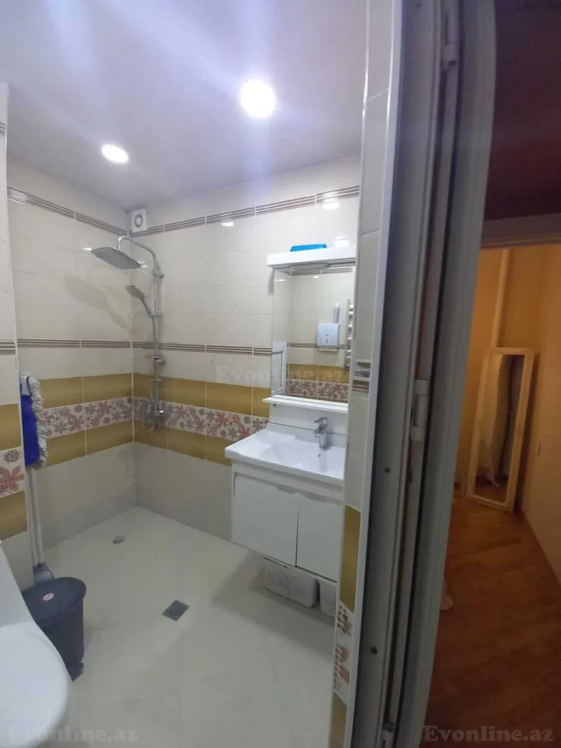 Satılır 2 otaqlı Mənzil Köhnə tikili 45 m² Nərimanov r. - şəkil 12