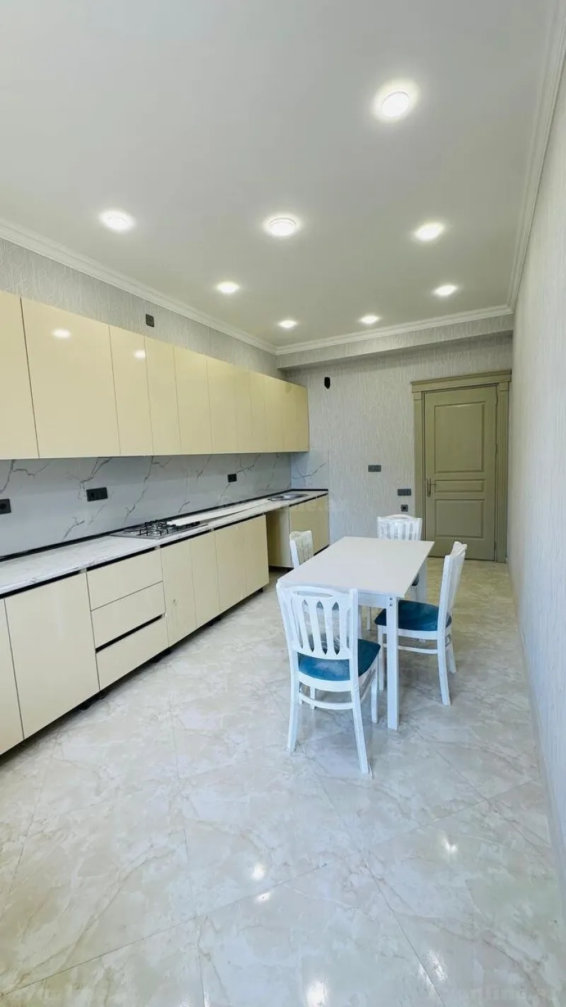 Kirayə verilir 4 otaqlı Mənzil Yeni tikili 180 m² Nəsimi r. - şəkil 7