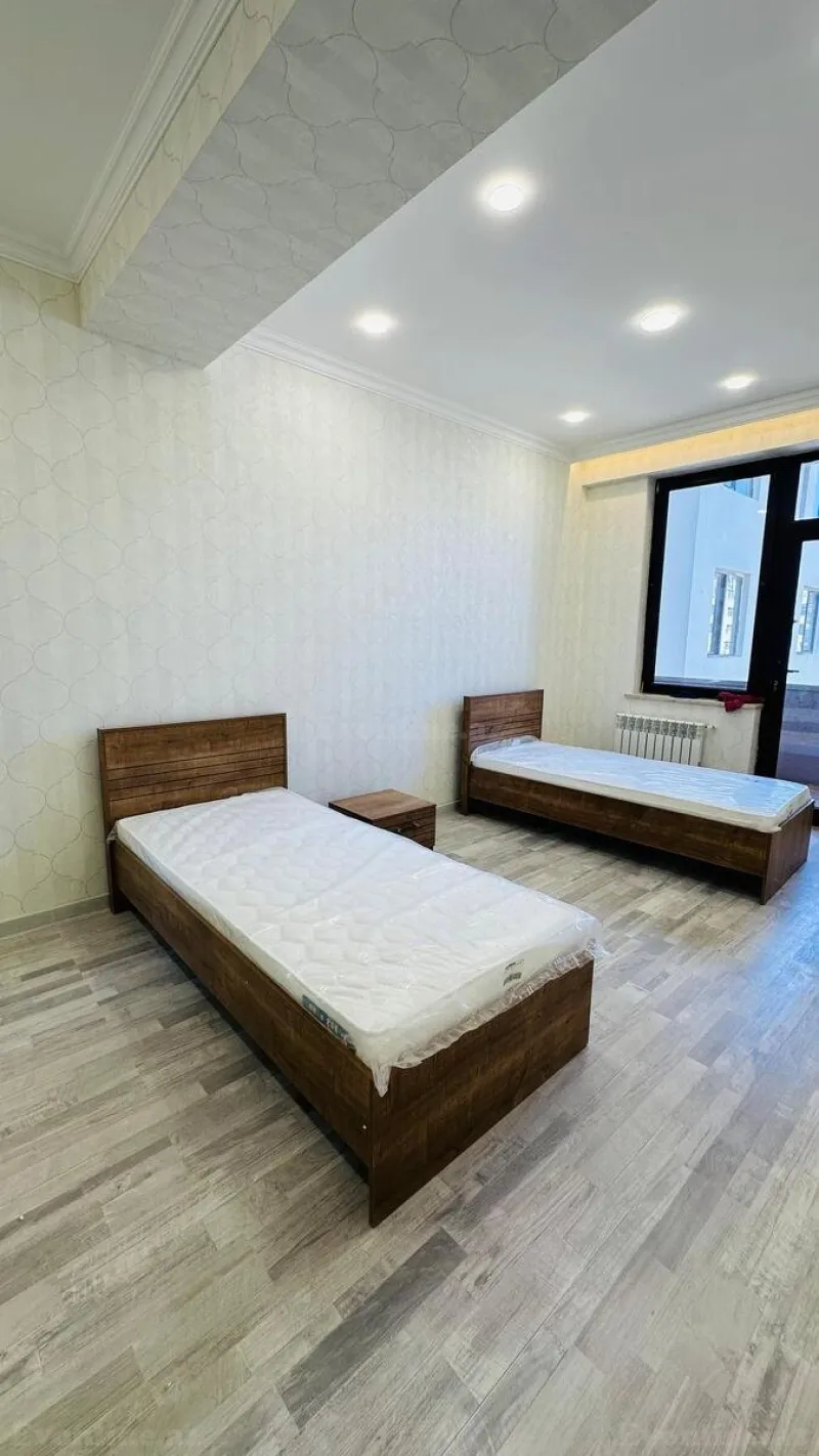 Kirayə verilir 4 otaqlı Mənzil Yeni tikili 180 m² Nəsimi r. - şəkil 9