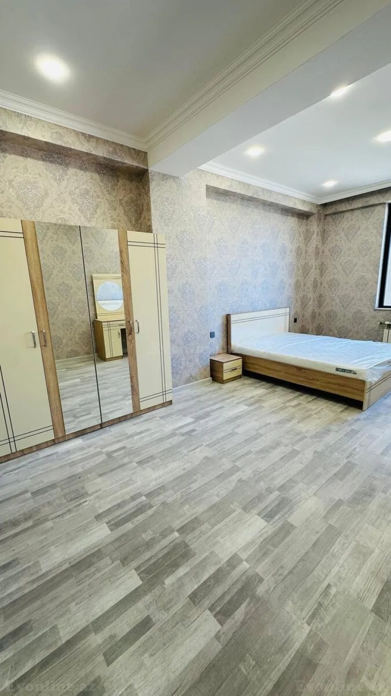 Kirayə verilir 4 otaqlı Mənzil Yeni tikili 180 m² Nəsimi r. - şəkil 15