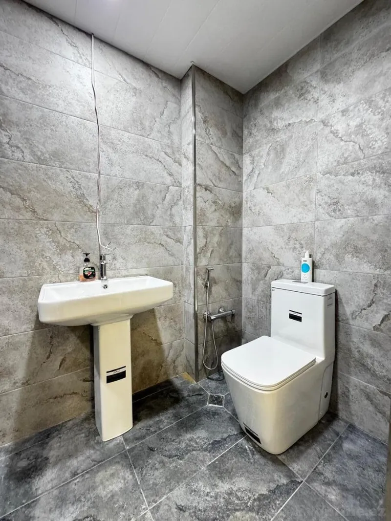 Kirayə verilir Ofis 90 m² 28 May m. - şəkil 8