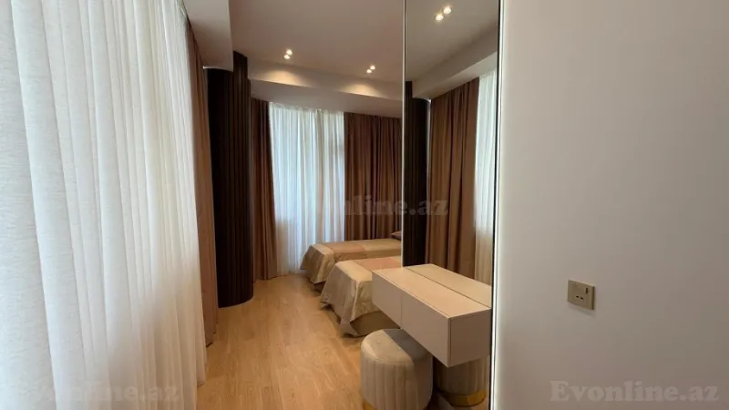 Kirayə verilir 3 otaqlı Mənzil Yeni tikili 140 m² Xətai r. - şəkil 18