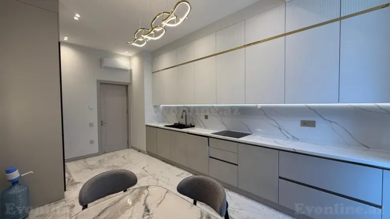 Kirayə verilir 3 otaqlı Mənzil Yeni tikili 140 m² Xətai r. - şəkil 20