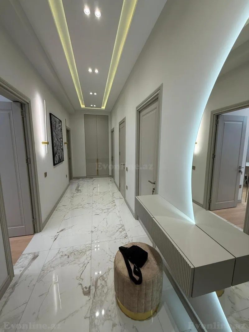 Kirayə verilir 3 otaqlı Mənzil Yeni tikili 140 m² Xətai r. - şəkil 24