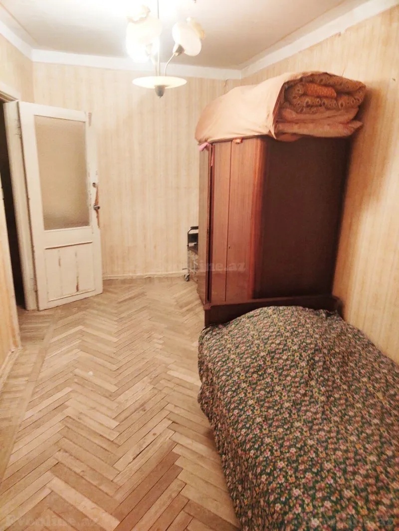 Satılır 2 otaqlı Mənzil Köhnə tikili 50 m² Elmlər Akademiyası m. - şəkil 3