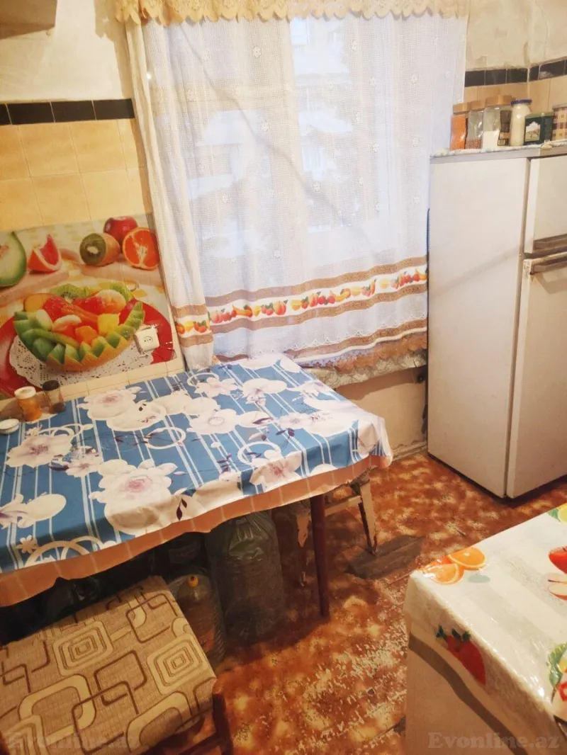 Satılır 2 otaqlı Mənzil Köhnə tikili 50 m² Elmlər Akademiyası m. - şəkil 7