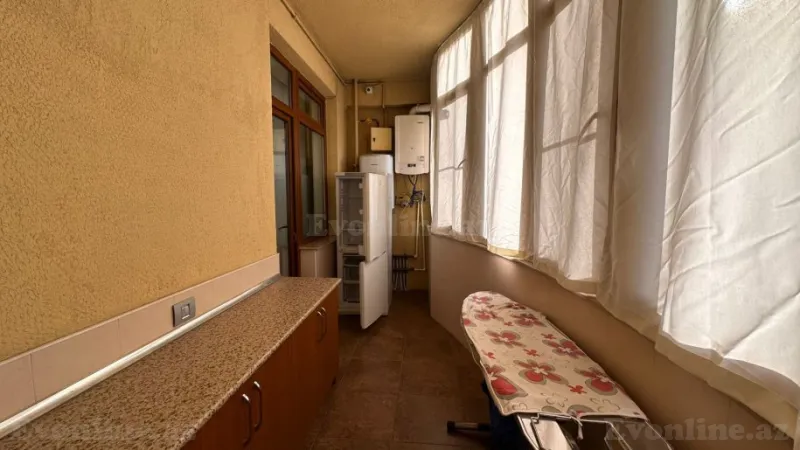 Kirayə verilir 3 otaqlı Mənzil Yeni tikili 150 m² Nərimanov r. - şəkil 10