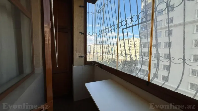 Kirayə verilir 3 otaqlı Mənzil Yeni tikili 150 m² Nərimanov r. - şəkil 16